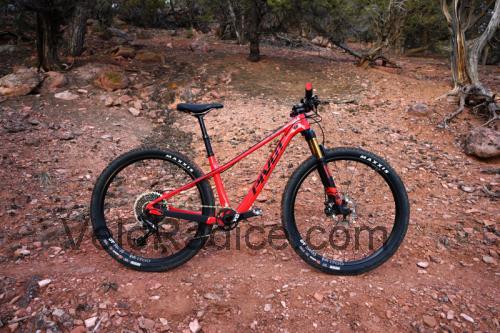 Pivot LES 27.5 scheda tecnica e recensioni